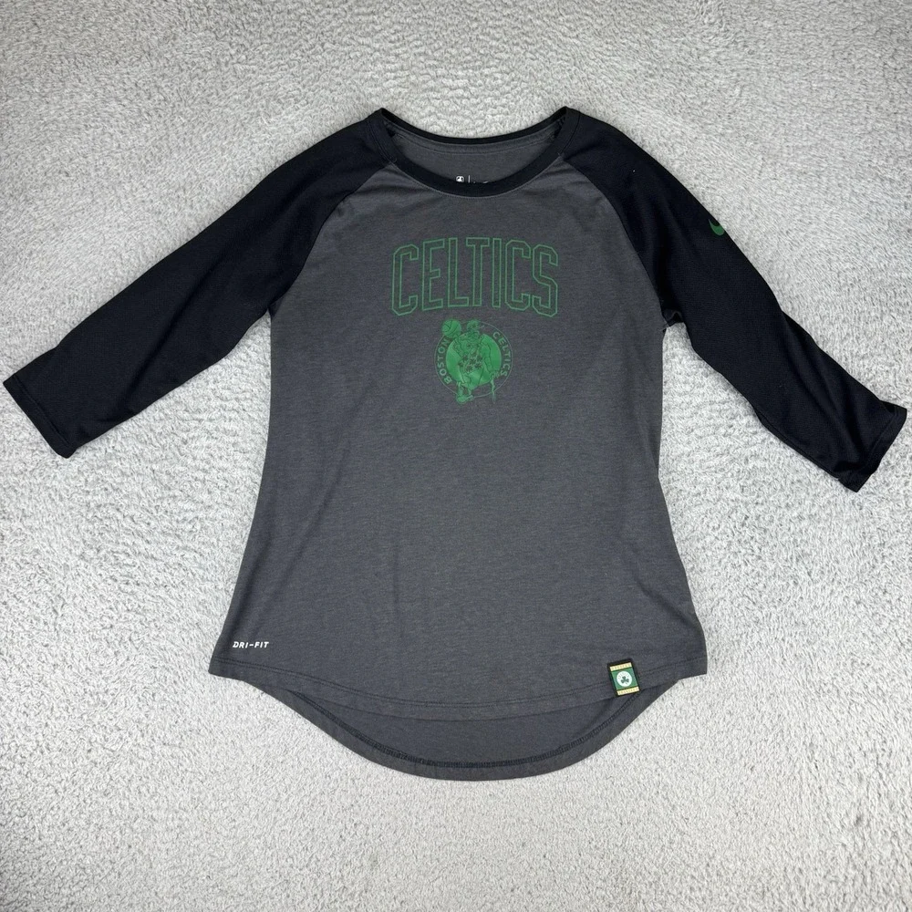 Nike Dri-Fit Boston Celtics NBA Long Sleeve Women's Shirt Size‎ Small Baseball